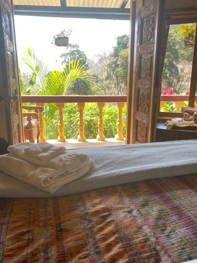 Jenna'S River Bed And Breakfast Jucayná Esterno foto